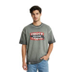 Coup -"Trust No One" Graphic Oversized T-shirt
